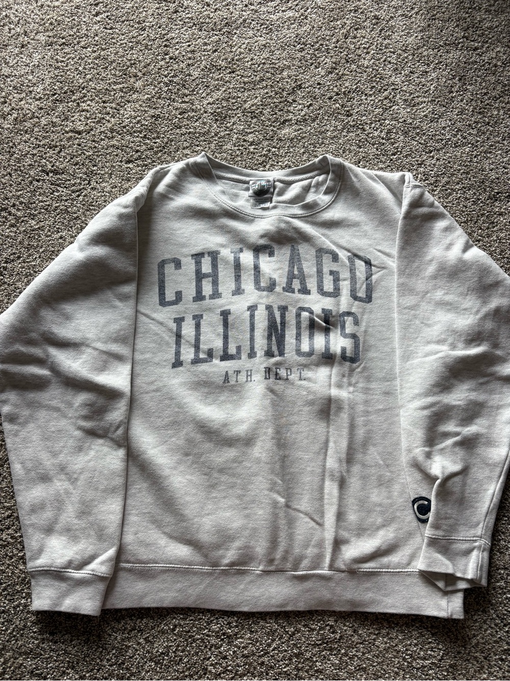 Chicago Illinois Crewneck Sweatshirt - Light Gray